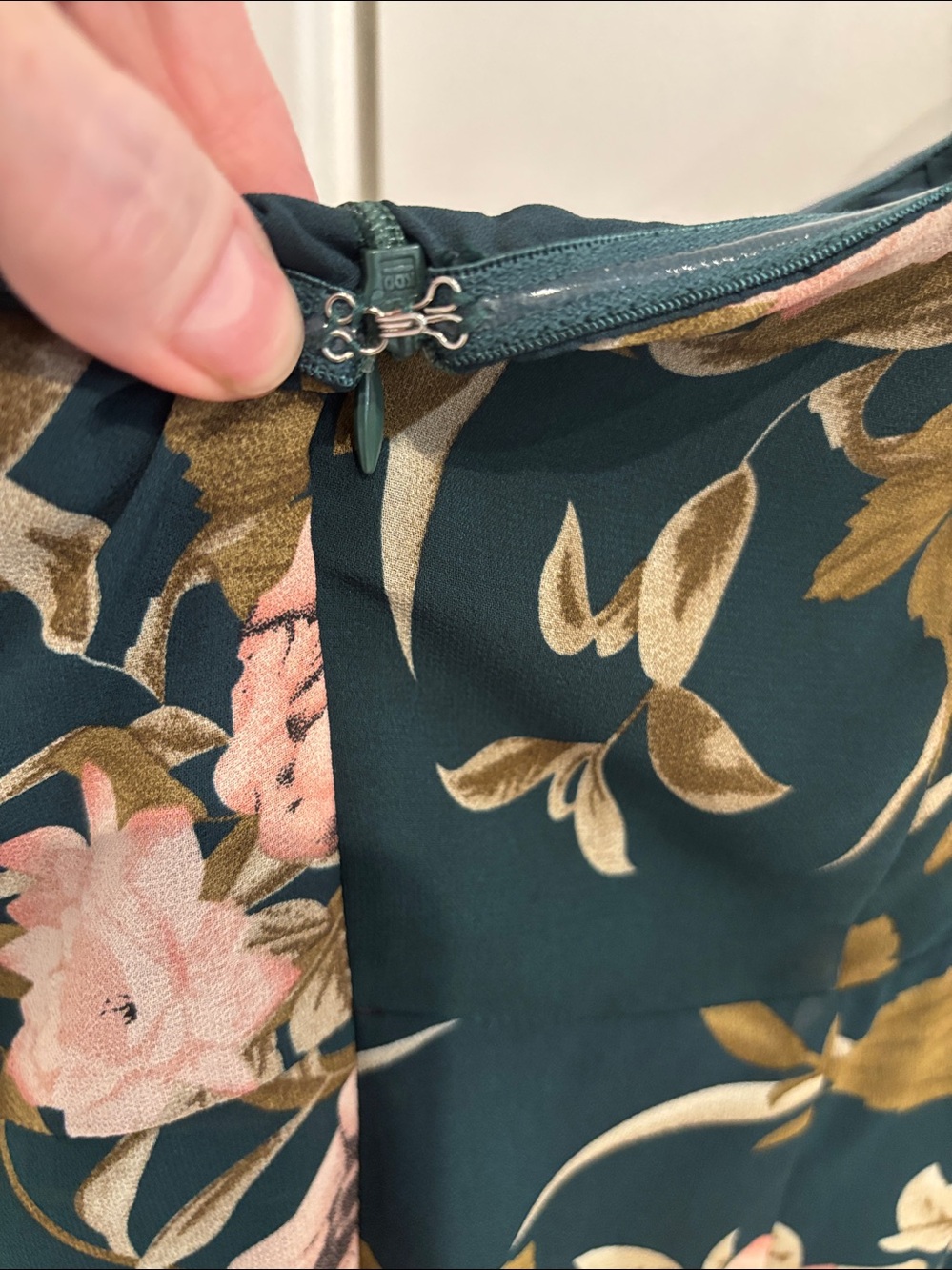 Green and Blush Floral Strapless Sweetheart Tulip Midi Dress. Size L - Picture 9 of 12